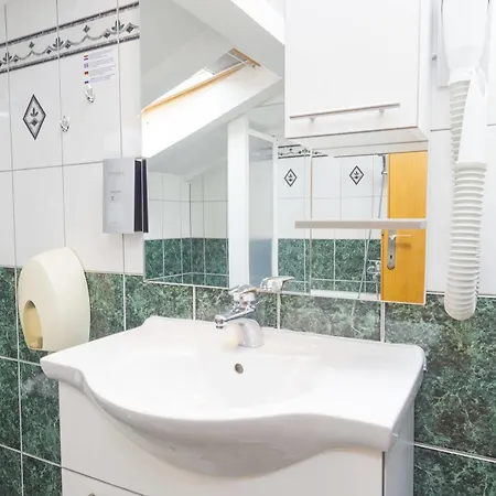 Hotel Milenij 4*