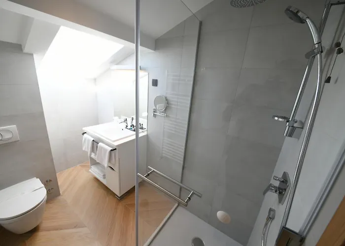 Milenij Hotell 4*
