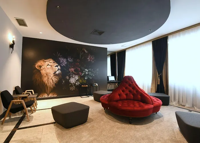 Milenij Hotell 4*