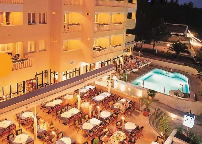 Hotell Milenij 4*