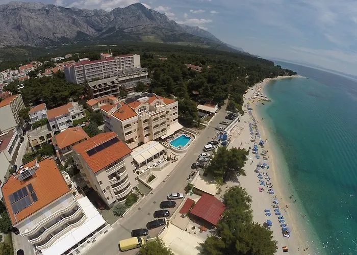 Hotell Milenij 4*